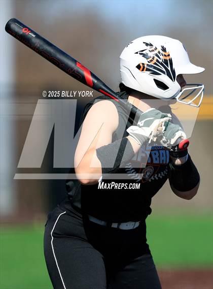 Thumbnail 3 in Grand Saline vs Community photogallery.