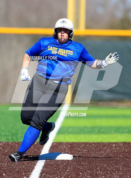 Thumbnail 3 in Grand Saline vs Community photogallery.