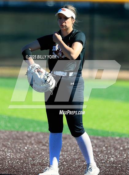Thumbnail 3 in Grand Saline vs Community photogallery.