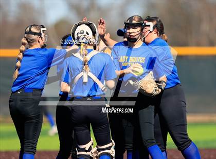 Thumbnail 2 in Grand Saline vs Community photogallery.
