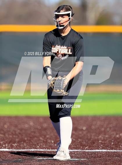 Thumbnail 2 in Grand Saline vs Community photogallery.