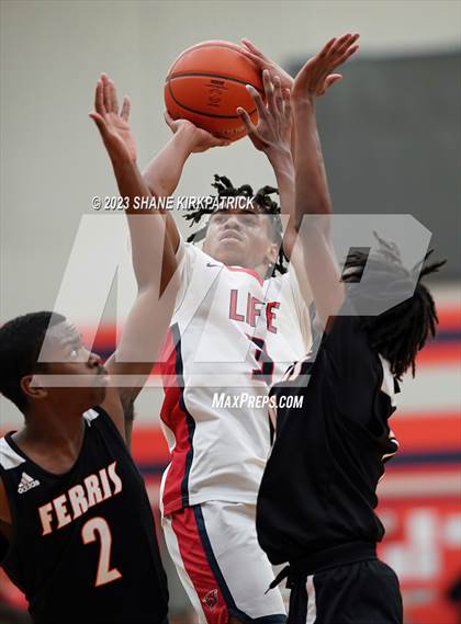 Thumbnail 3 in Ferris @ Life Waxahachie photogallery.