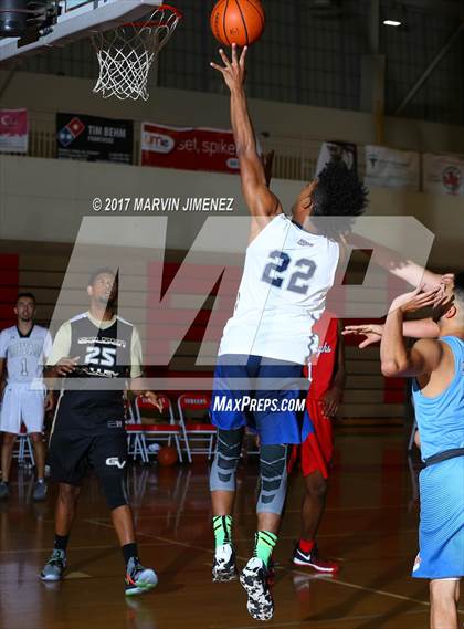 Thumbnail 1 in San Fernado Valley East vs West (Allstar Game ) photogallery.