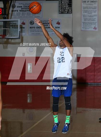 Thumbnail 2 in San Fernado Valley East vs West (Allstar Game ) photogallery.