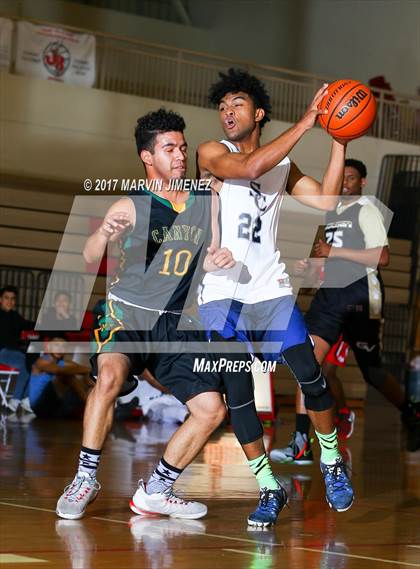 Thumbnail 1 in San Fernado Valley East vs West (Allstar Game ) photogallery.