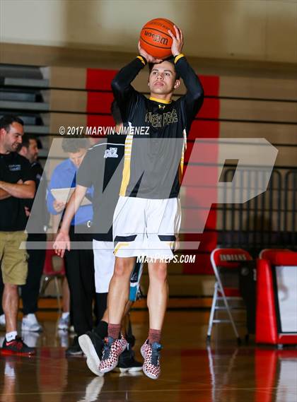 Thumbnail 2 in San Fernado Valley East vs West (Allstar Game ) photogallery.