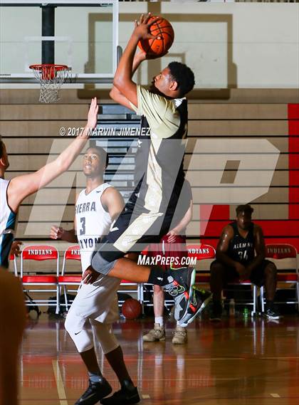Thumbnail 2 in San Fernado Valley East vs West (Allstar Game ) photogallery.