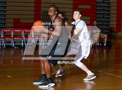 Thumbnail 1 in San Fernado Valley East vs West (Allstar Game ) photogallery.