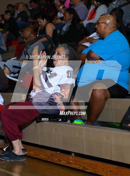 Thumbnail 2 in San Fernado Valley East vs West (Allstar Game ) photogallery.