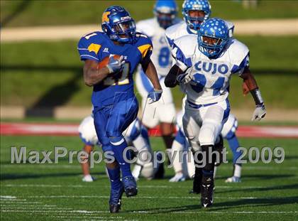 Thumbnail 1 in Tyler vs. Klein (Texas 5A Region 2 Playoffs) photogallery.
