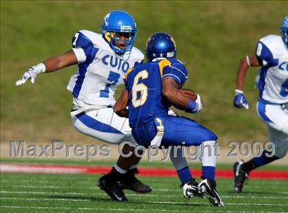 Thumbnail 3 in Tyler vs. Klein (Texas 5A Region 2 Playoffs) photogallery.