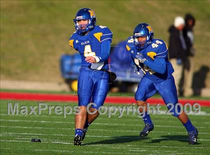 Thumbnail 3 in Tyler vs. Klein (Texas 5A Region 2 Playoffs) photogallery.