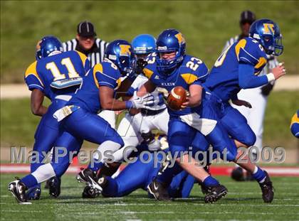 Thumbnail 3 in Tyler vs. Klein (Texas 5A Region 2 Playoffs) photogallery.