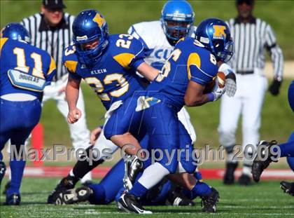 Thumbnail 2 in Tyler vs. Klein (Texas 5A Region 2 Playoffs) photogallery.