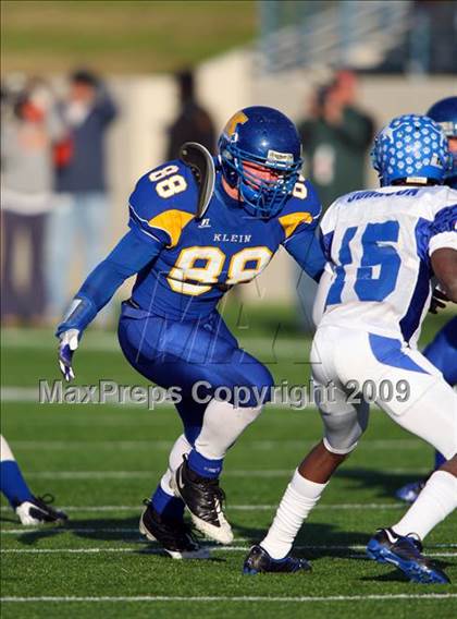 Thumbnail 1 in Tyler vs. Klein (Texas 5A Region 2 Playoffs) photogallery.