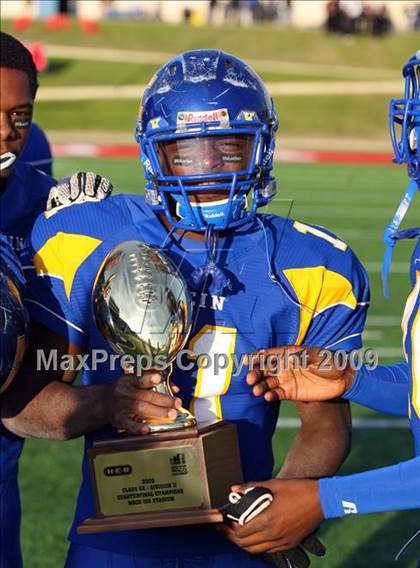 Thumbnail 2 in Tyler vs. Klein (Texas 5A Region 2 Playoffs) photogallery.