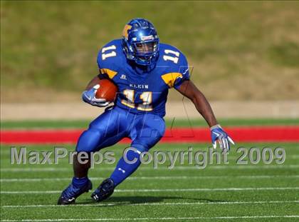 Thumbnail 1 in Tyler vs. Klein (Texas 5A Region 2 Playoffs) photogallery.
