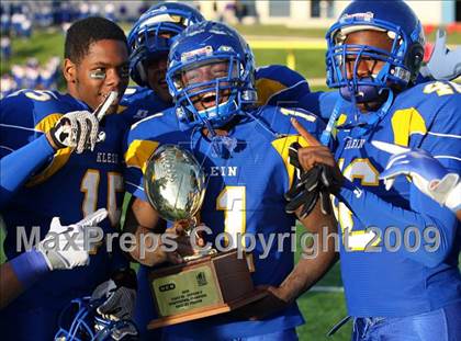 Thumbnail 2 in Tyler vs. Klein (Texas 5A Region 2 Playoffs) photogallery.