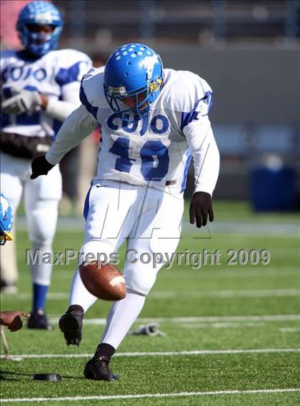 Thumbnail 3 in Tyler vs. Klein (Texas 5A Region 2 Playoffs) photogallery.
