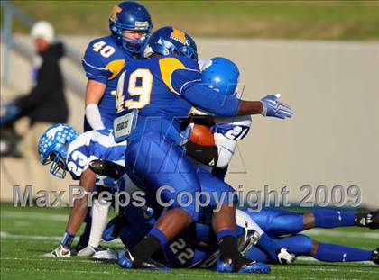 Thumbnail 3 in Tyler vs. Klein (Texas 5A Region 2 Playoffs) photogallery.