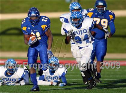 Thumbnail 2 in Tyler vs. Klein (Texas 5A Region 2 Playoffs) photogallery.