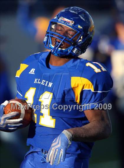 Thumbnail 3 in Tyler vs. Klein (Texas 5A Region 2 Playoffs) photogallery.