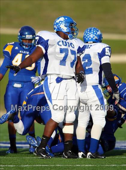 Thumbnail 1 in Tyler vs. Klein (Texas 5A Region 2 Playoffs) photogallery.