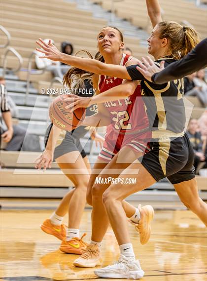 Thumbnail 2 in Crete vs Lincoln Southeast (Jamboree) photogallery.