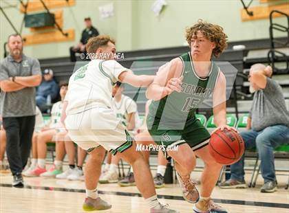 Thumbnail 3 in Sonoma Valley vs. Dixon (Steve Cauchi Ram Jam Tournament) photogallery.