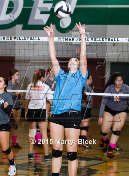 Thumbnail 2 in Pitman vs. Merced photogallery.