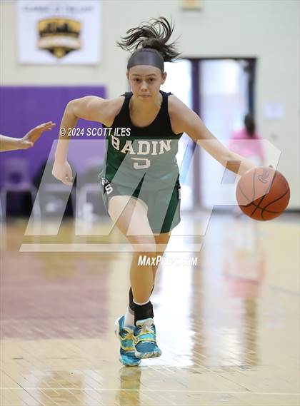 Thumbnail 2 in Kings Christian vs Badin (Classic in the City) photogallery.