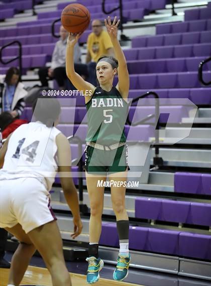 Thumbnail 3 in Kings Christian vs Badin (Classic in the City) photogallery.