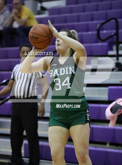 Thumbnail 3 in Kings Christian vs Badin (Classic in the City) photogallery.