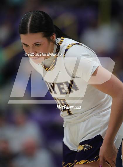 Thumbnail 1 in Poyen vs. Horatio (AAA 2A-4 Regional First Round) photogallery.