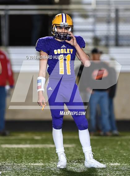 Thumbnail 1 in Godley vs. Graham (UIL 4A Division 2 Bi-District Playoff) photogallery.