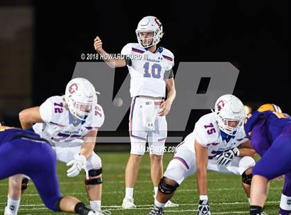 Thumbnail 2 in Godley vs. Graham (UIL 4A Division 2 Bi-District Playoff) photogallery.