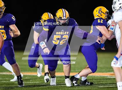 Thumbnail 3 in Godley vs. Graham (UIL 4A Division 2 Bi-District Playoff) photogallery.