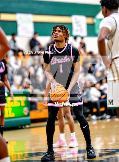 Thumbnail 2 in Monterey Trail vs. Lincoln (CIF SJS D1 Semifinal) photogallery.