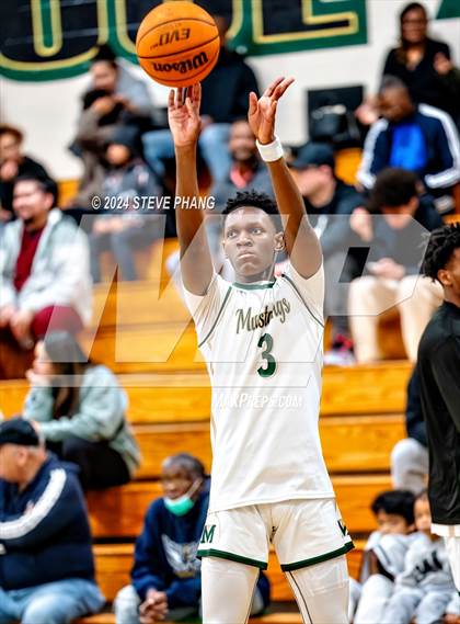 Thumbnail 1 in Monterey Trail vs. Lincoln (CIF SJS D1 Semifinal) photogallery.