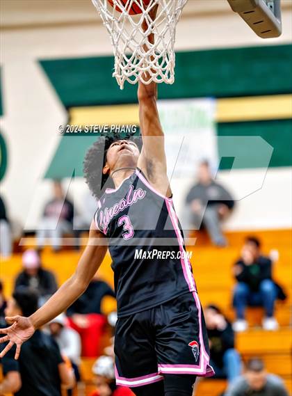 Thumbnail 2 in Monterey Trail vs. Lincoln (CIF SJS D1 Semifinal) photogallery.