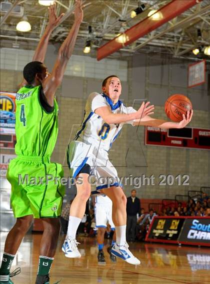 Thumbnail 3 in St. Bernard vs. Ribet Academy (CIF SS D5AA Final) photogallery.