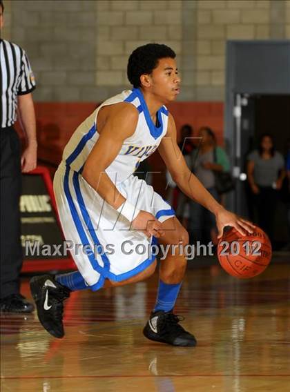 Thumbnail 1 in St. Bernard vs. Ribet Academy (CIF SS D5AA Final) photogallery.