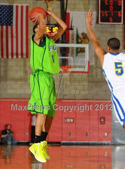 Thumbnail 2 in St. Bernard vs. Ribet Academy (CIF SS D5AA Final) photogallery.