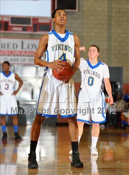 Thumbnail 1 in St. Bernard vs. Ribet Academy (CIF SS D5AA Final) photogallery.