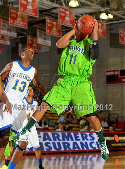 Thumbnail 2 in St. Bernard vs. Ribet Academy (CIF SS D5AA Final) photogallery.