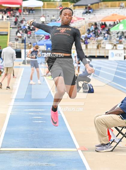 Thumbnail 3 in NCHSAA 1A State Track & Field Championship photogallery.