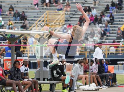 Thumbnail 1 in NCHSAA 1A State Track & Field Championship photogallery.