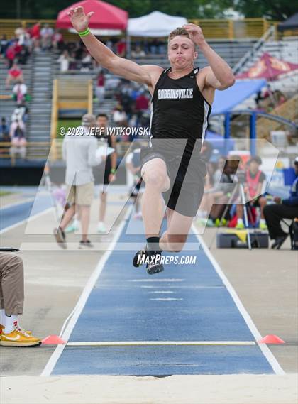 Thumbnail 3 in NCHSAA 1A State Track & Field Championship photogallery.