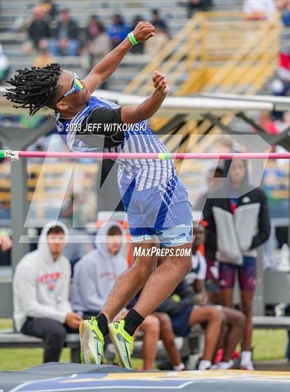 Thumbnail 1 in NCHSAA 1A State Track & Field Championship photogallery.