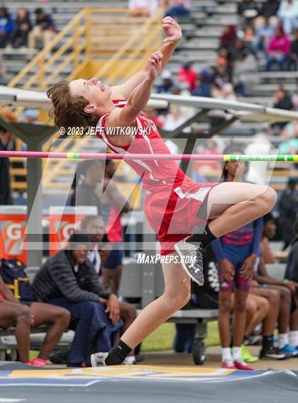 Thumbnail 3 in NCHSAA 1A State Track & Field Championship photogallery.
